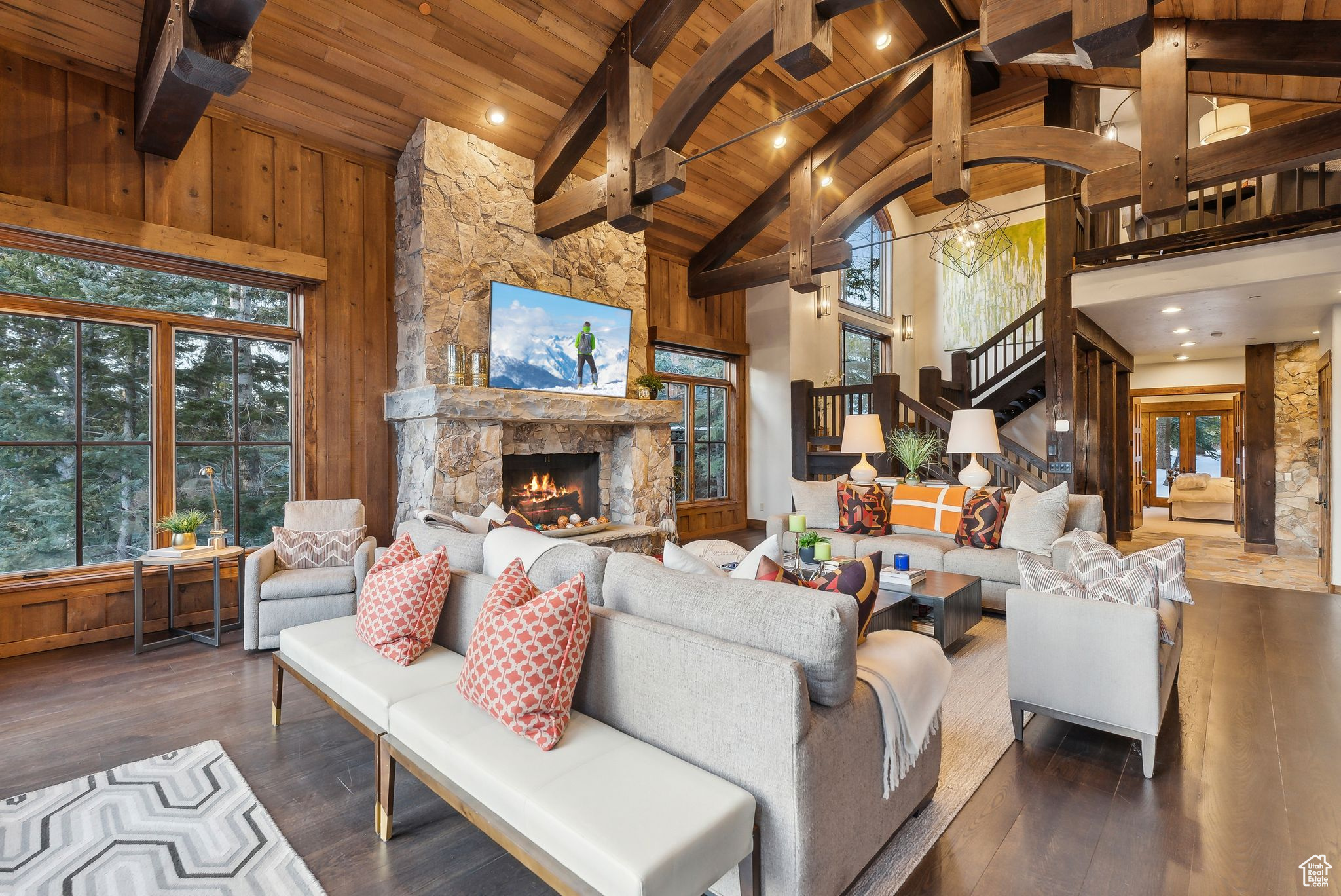 KNOLL ESTATES - Residential
