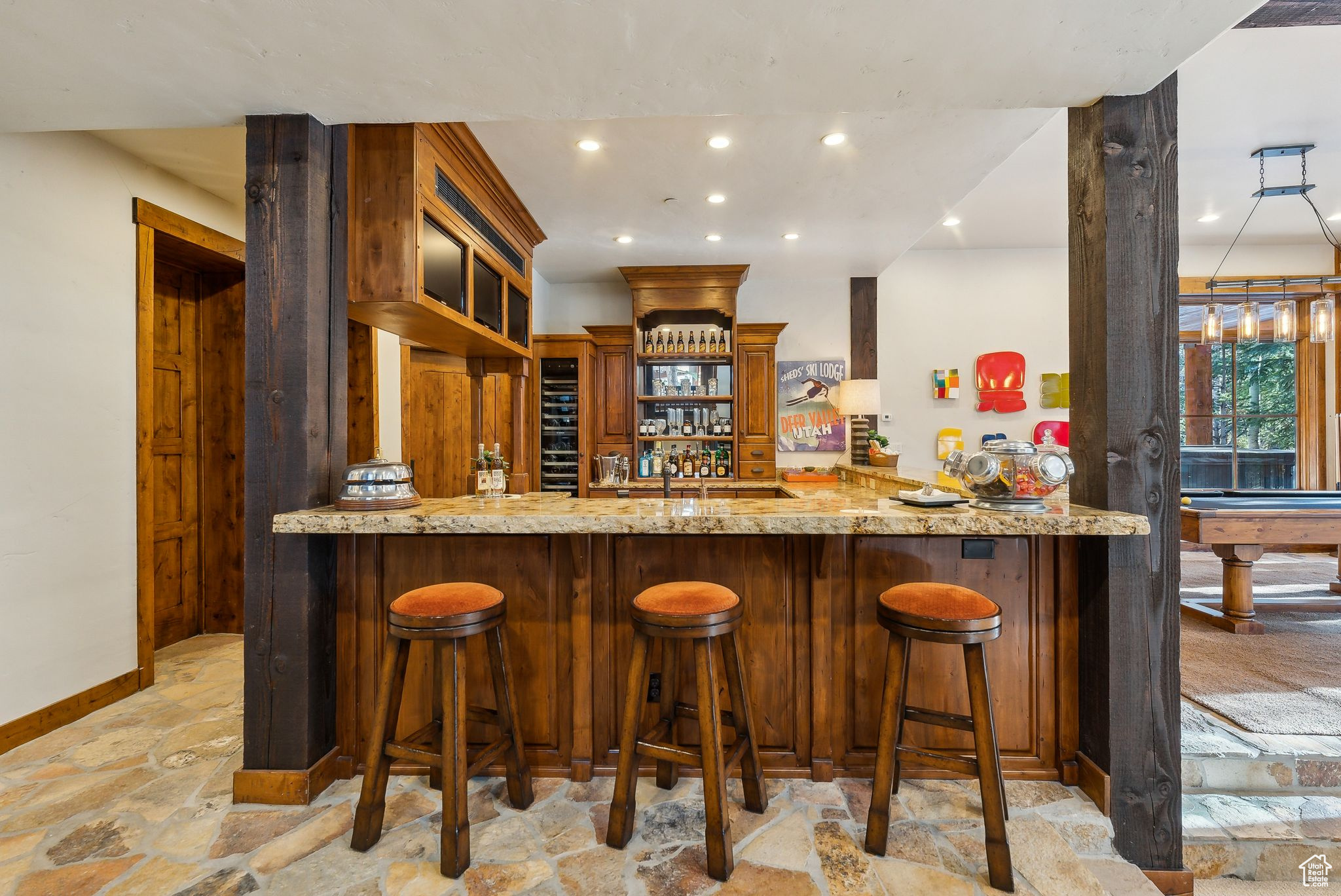 KNOLL ESTATES - Residential