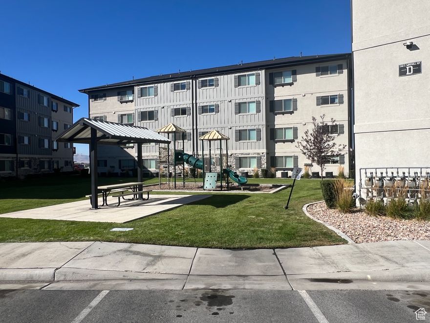 Welcome to this newly painted and clean clean clean, middle floor condo at Running Horse. North facing unit, great for cooler summer temps and warm winter sun on the south side. Prime location just minutes from University Parkway, I-15 access, UVU, Shopping & Dining. All appliances included and move in ready. FHA approved development.