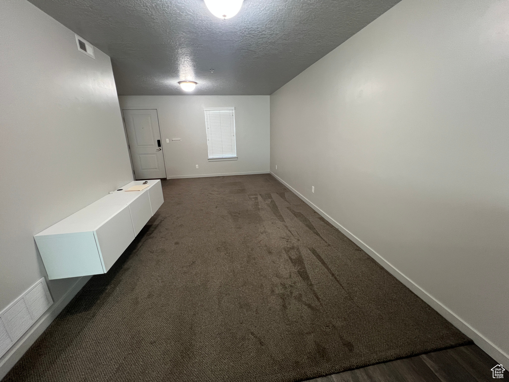 RUNNING HORSE - Residential