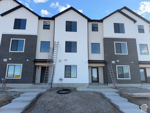 Townhouse For Sale - 2024 W 1150 #1015<br/> Payson, UT 84651