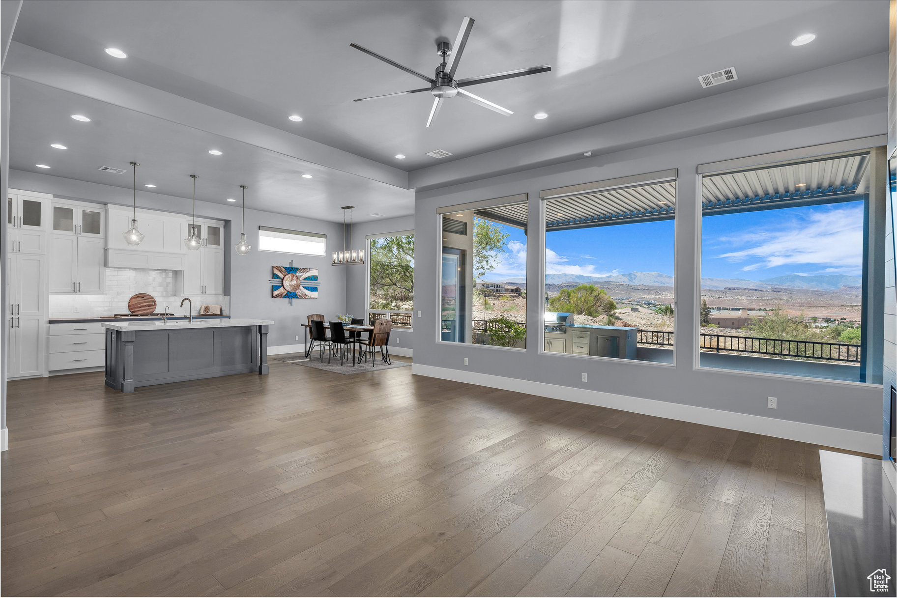 SOUTHGATE HILLS SUB PH 5 - Residential