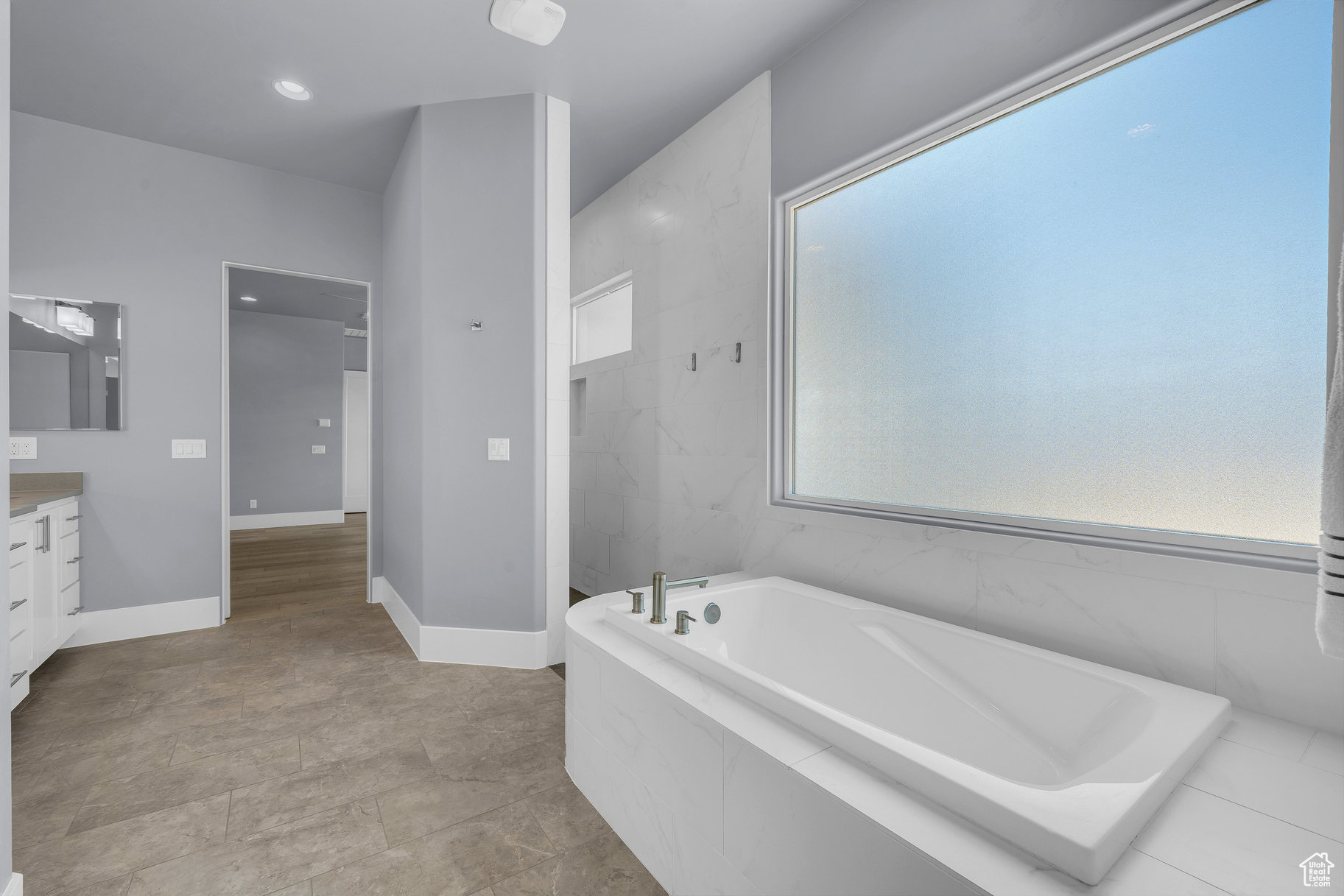 SOUTHGATE HILLS SUB PH 5 - Residential