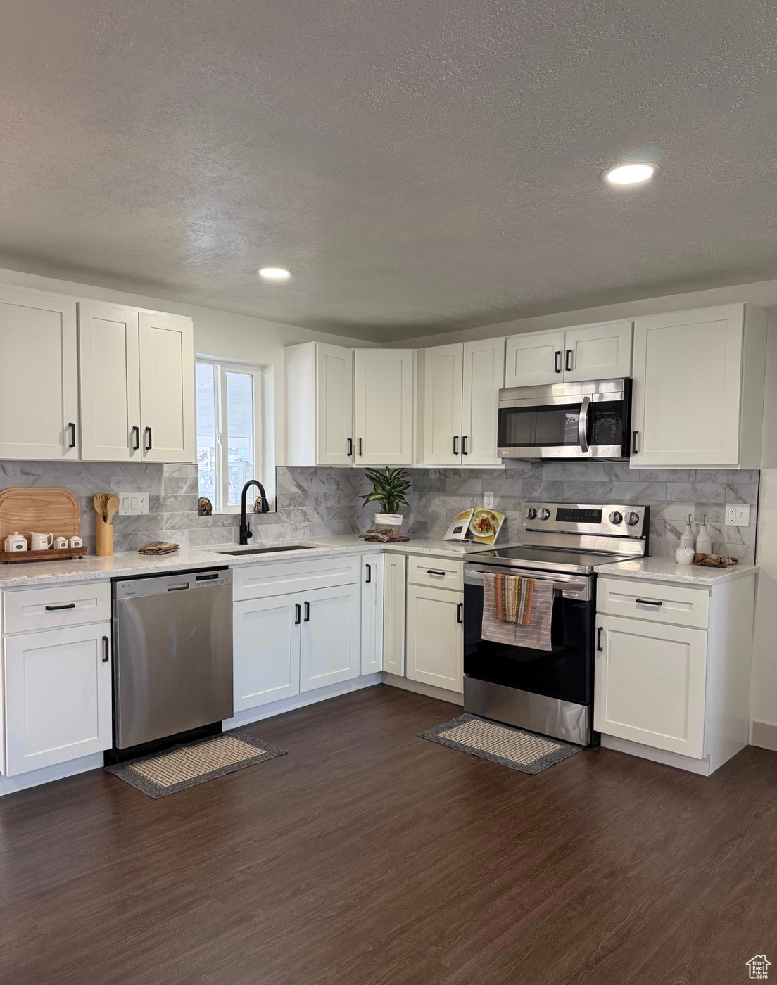 3973 S Las Flores St, West Valley City, Utah image 10