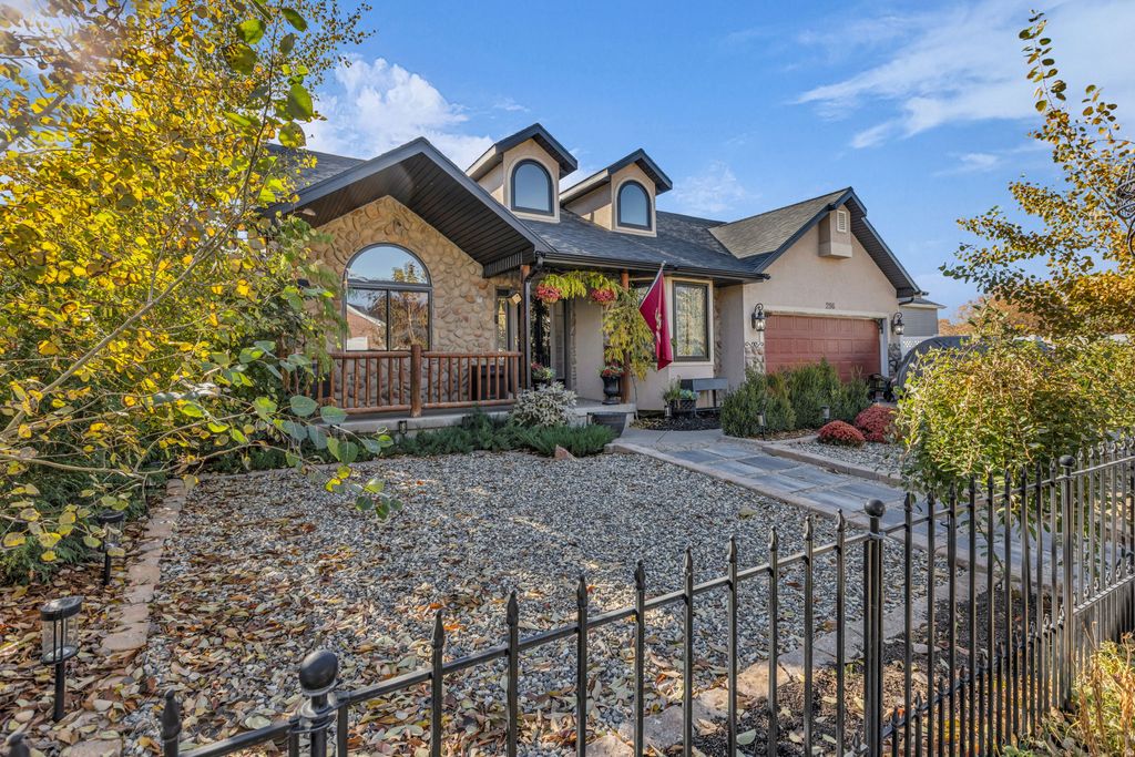 Photo of 296 S 950 W, Layton, UT 84041 (MLS # 2120238)