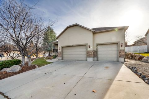 Tiny photo for 4827 W BOULDER MEADOW DR S, Herriman, UT 84096 (MLS # 2126767)