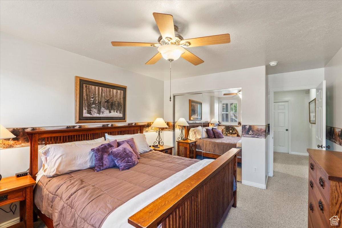 MOOSE HOLLOW CONDOS - Residential