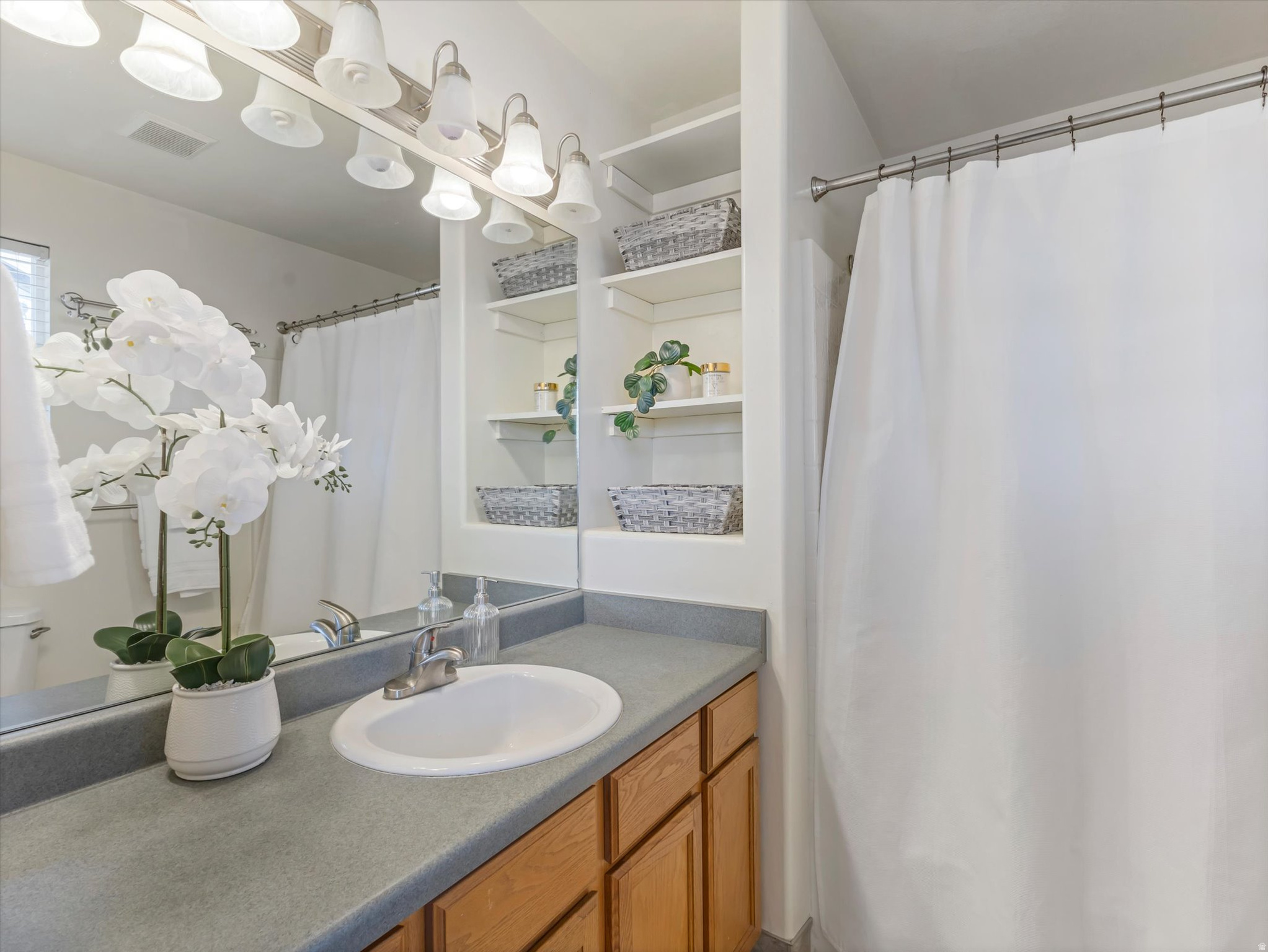 FARMINGTON RANCHES - Residential