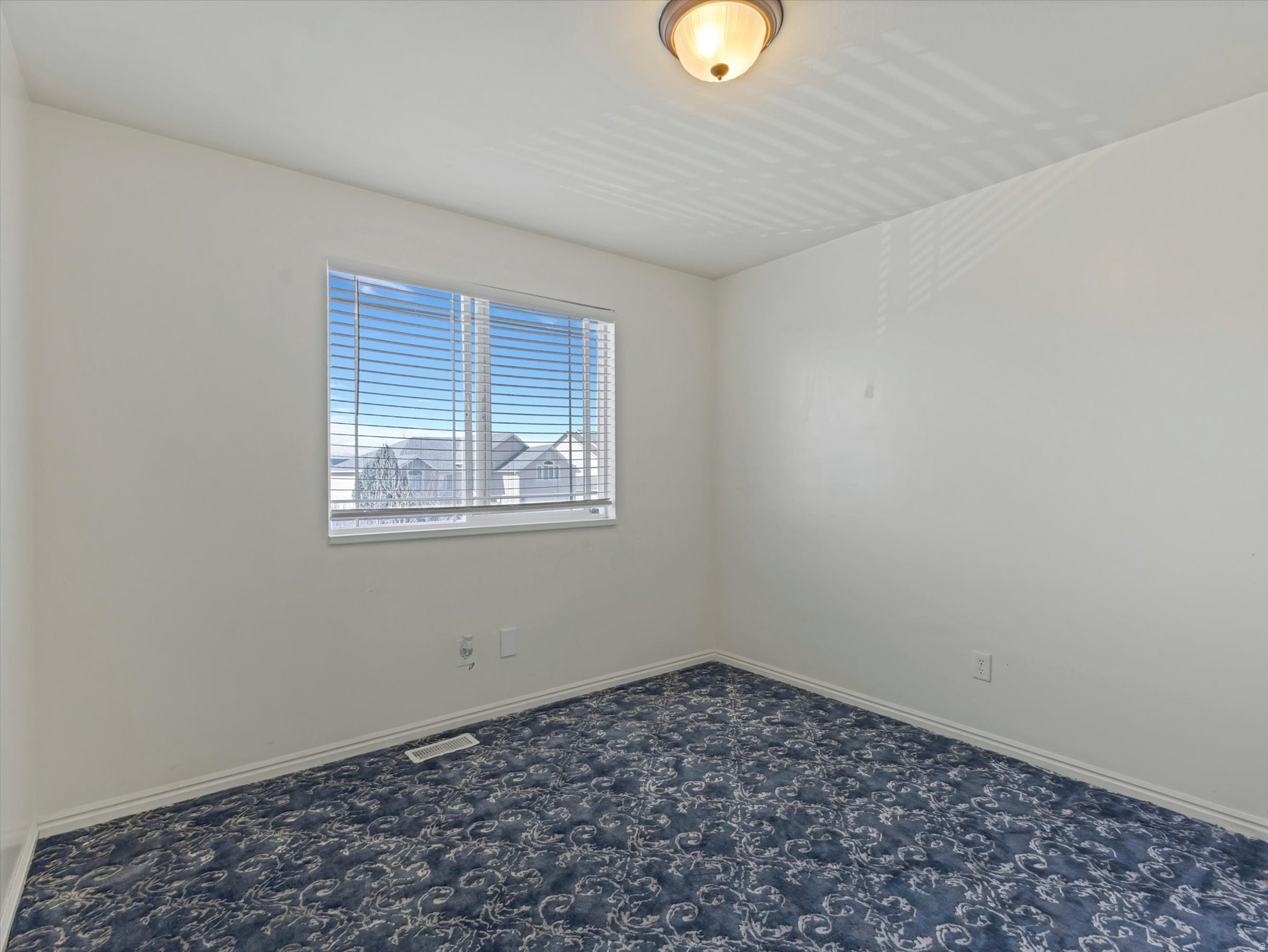 FARMINGTON RANCHES - Residential