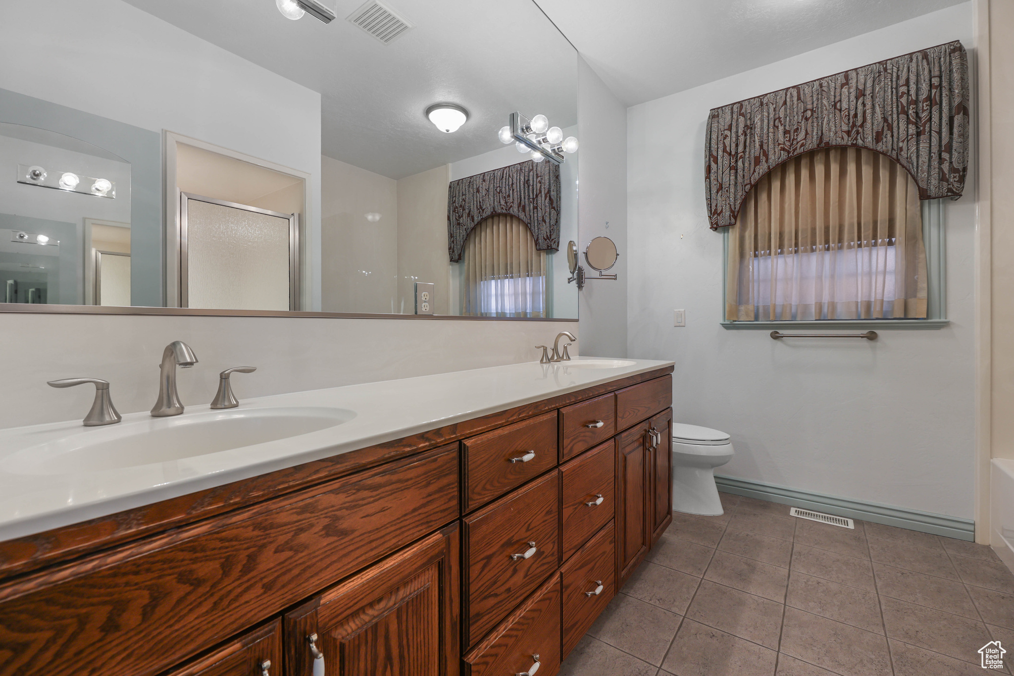 386 Edgehill Dr, Providence, Utah image 34