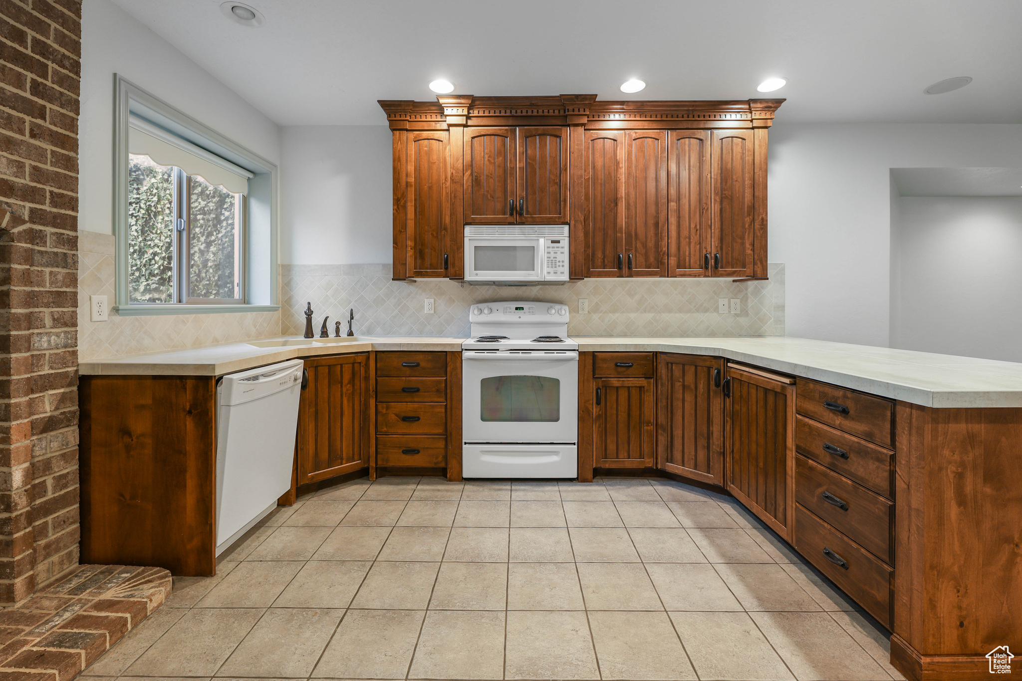 386 Edgehill Dr, Providence, Utah image 40