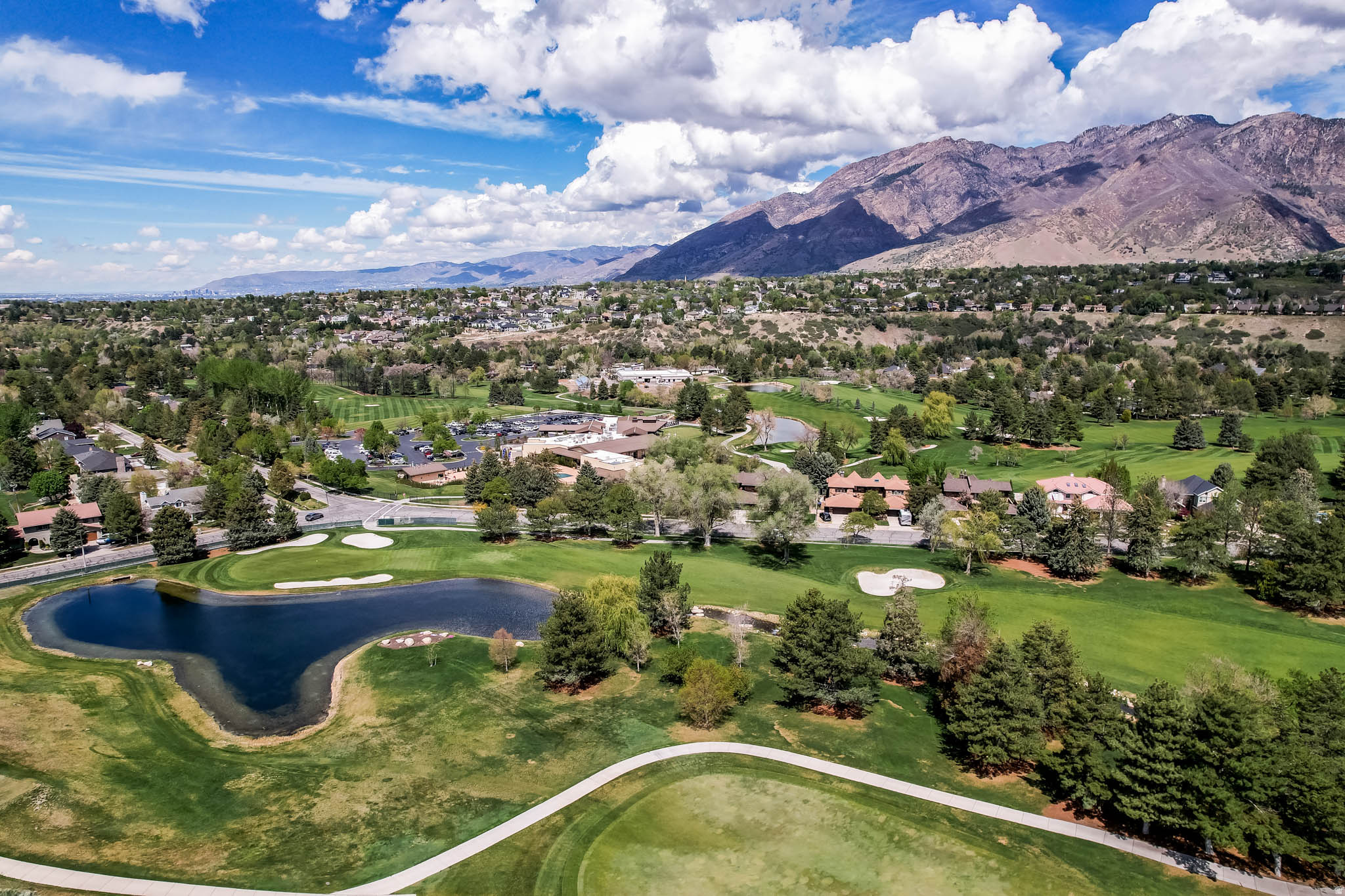 WILLOW CREEK - Residential