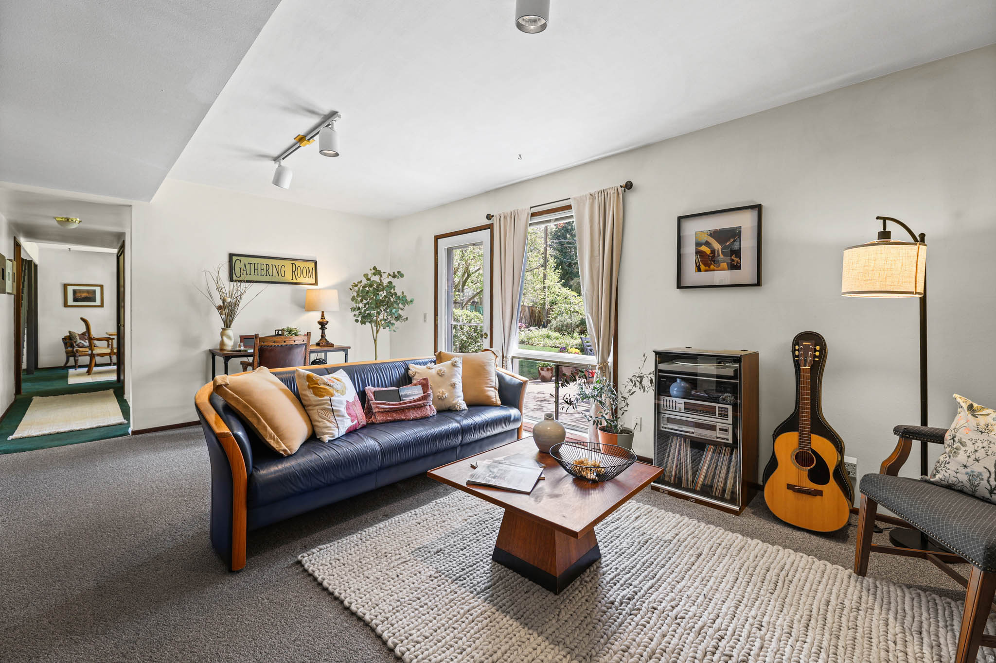 WILLOW CREEK - Residential