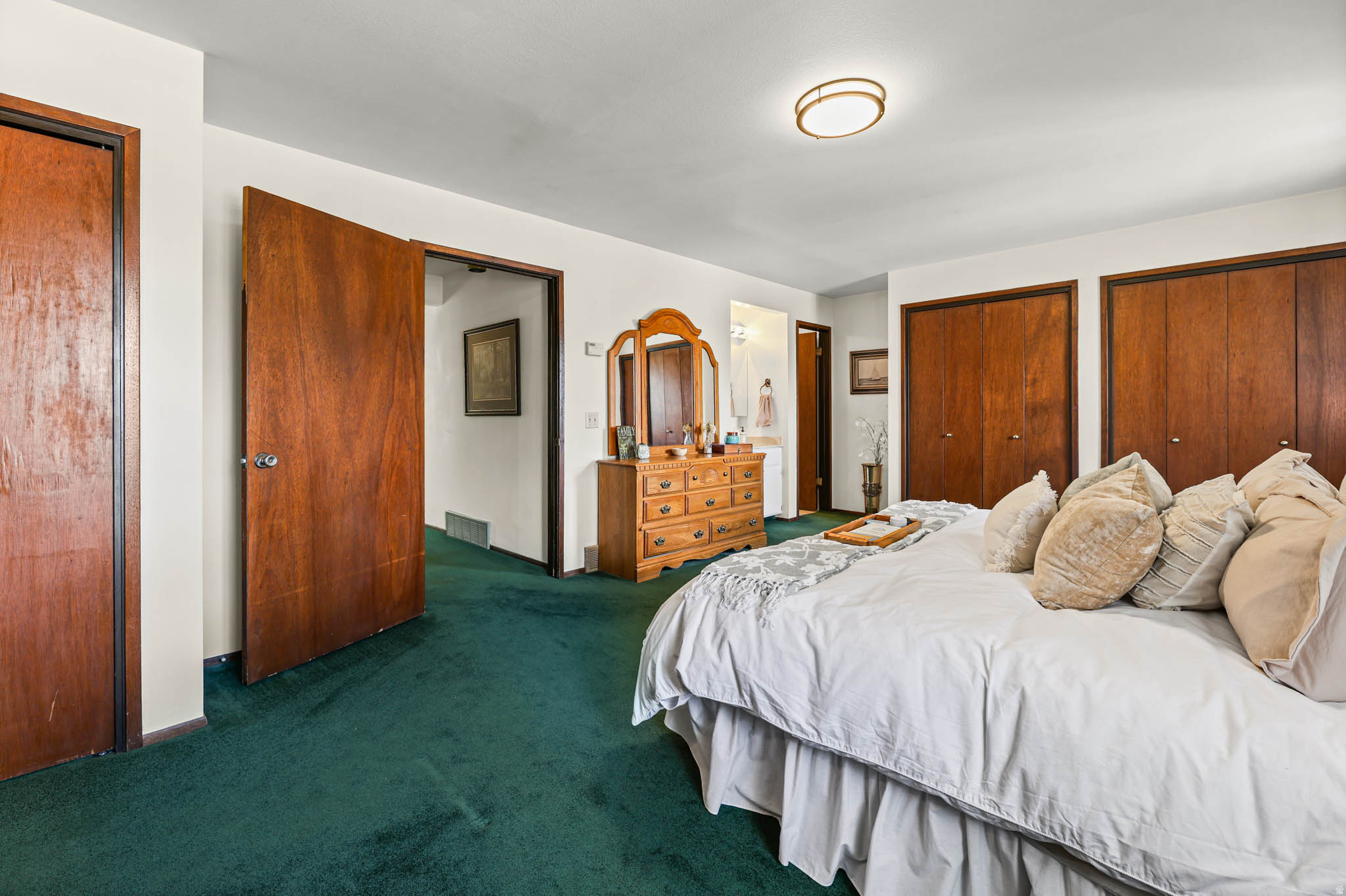 WILLOW CREEK - Residential