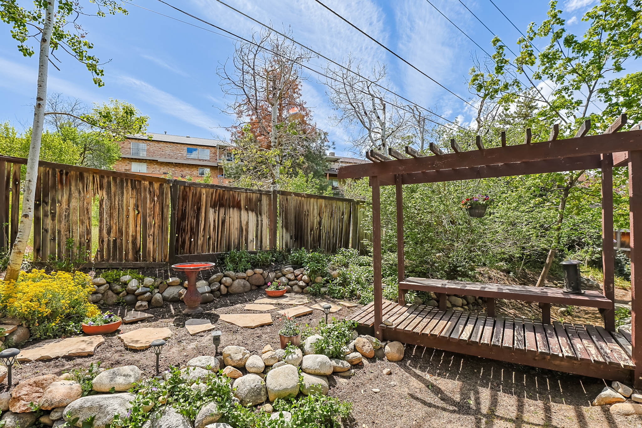 WILLOW CREEK - Residential