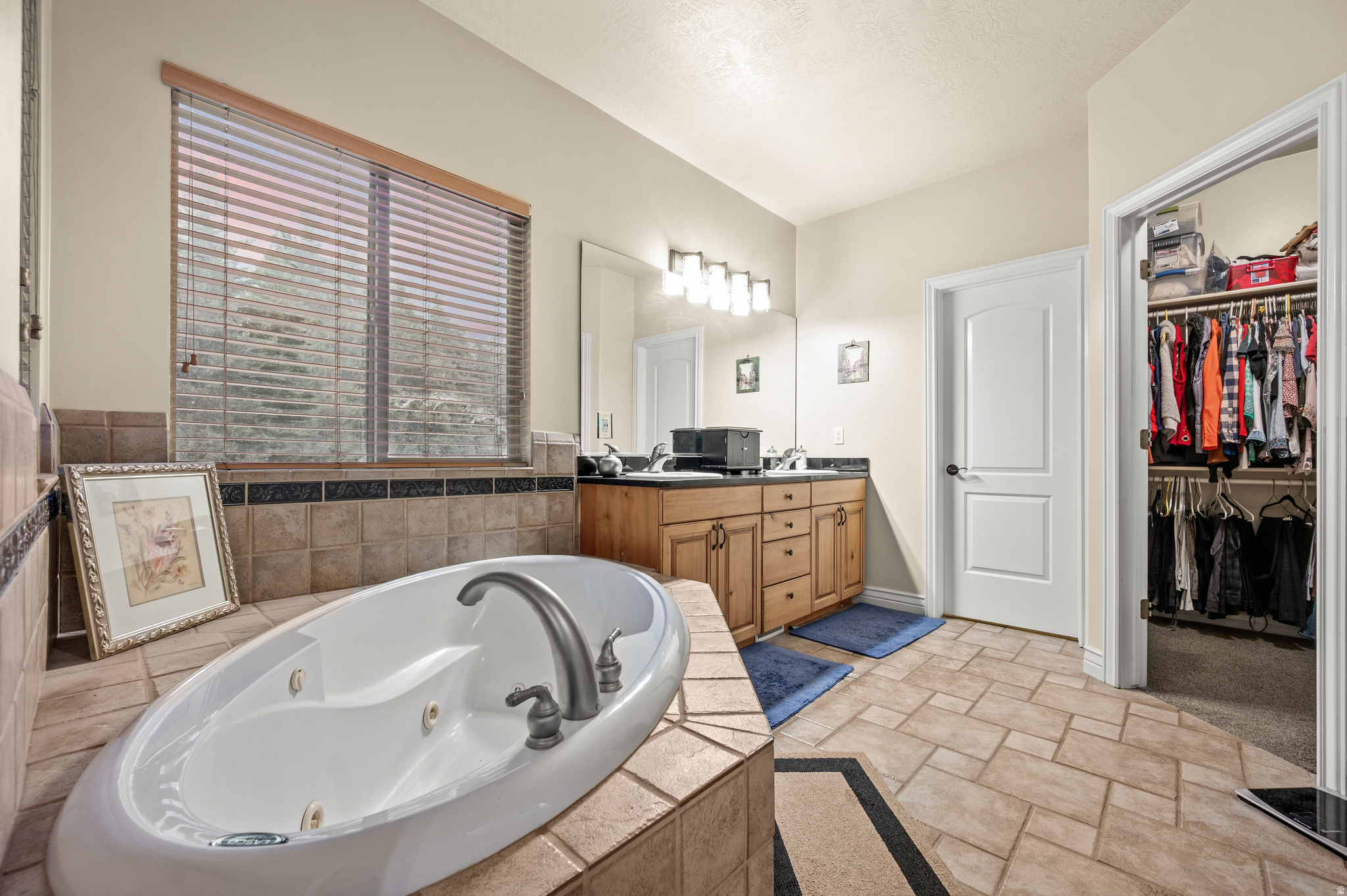 SOUTH RIDGE FAIRWAYS - Residential