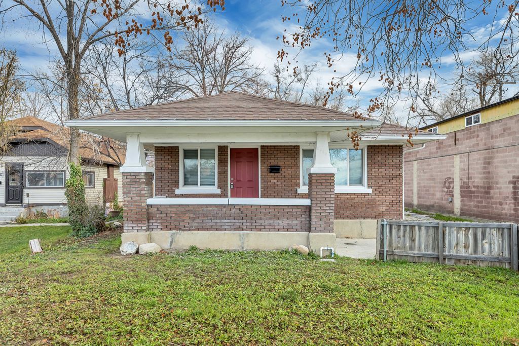 Photo of 2963 S 500 E, Salt Lake City, UT 84106 (MLS # 2131237)