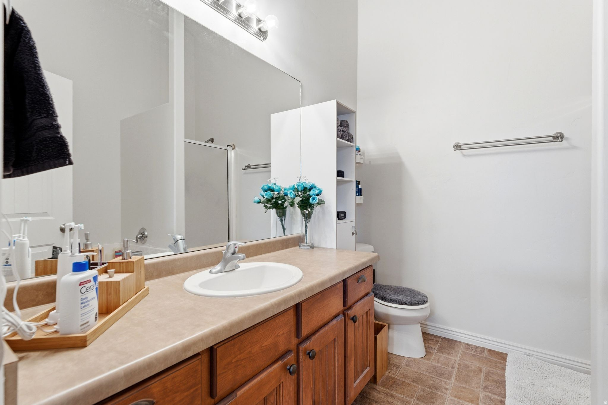 COTTAGES AT SYCAMORES - Residential