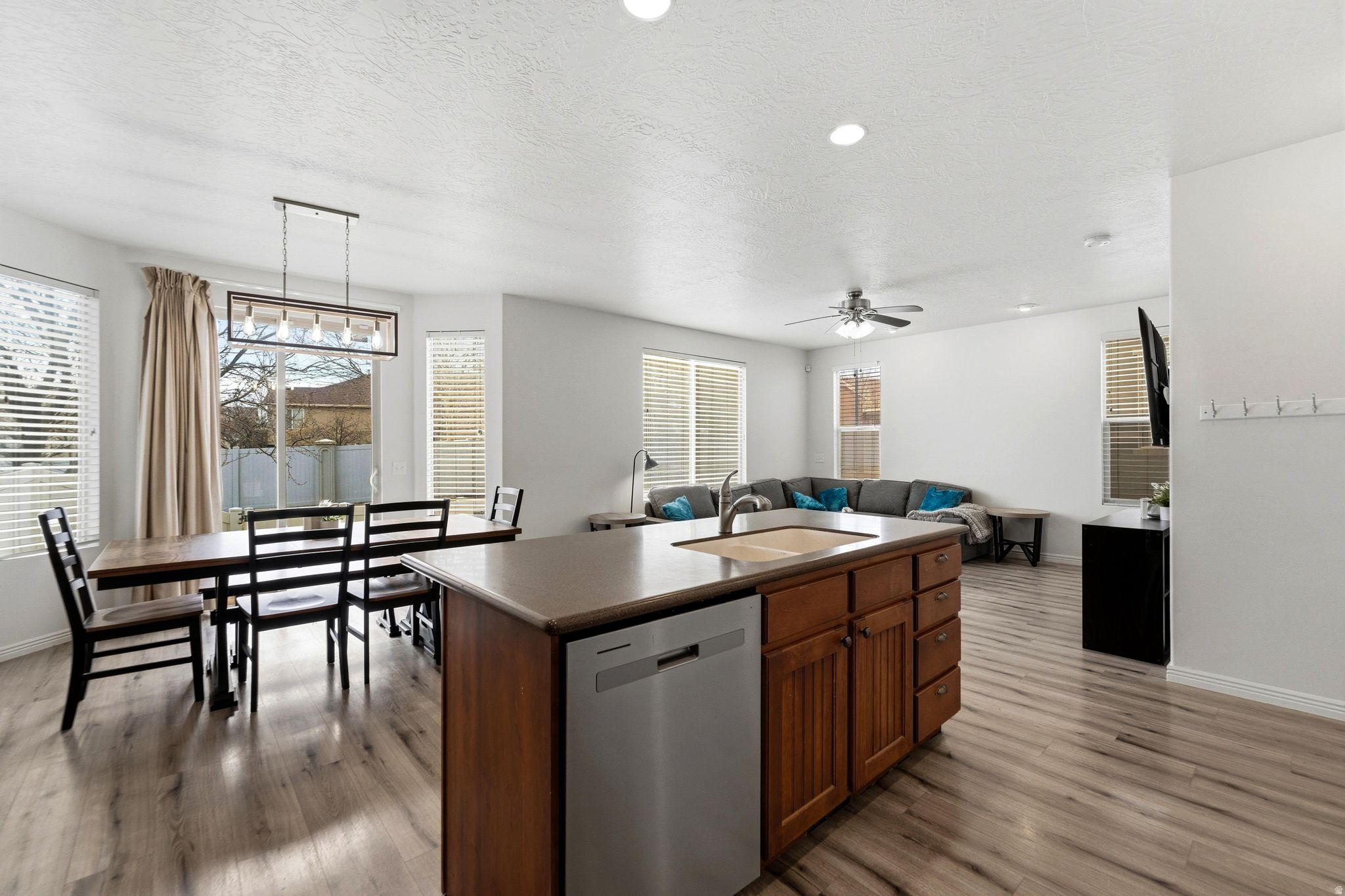 COTTAGES AT SYCAMORES - Residential