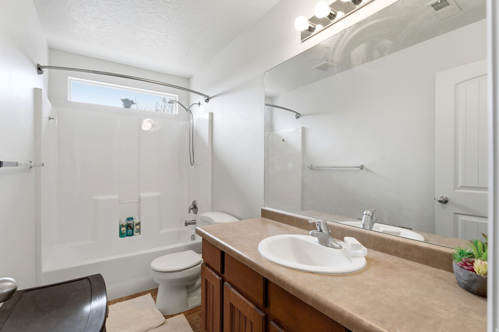 COTTAGES AT SYCAMORES - Residential