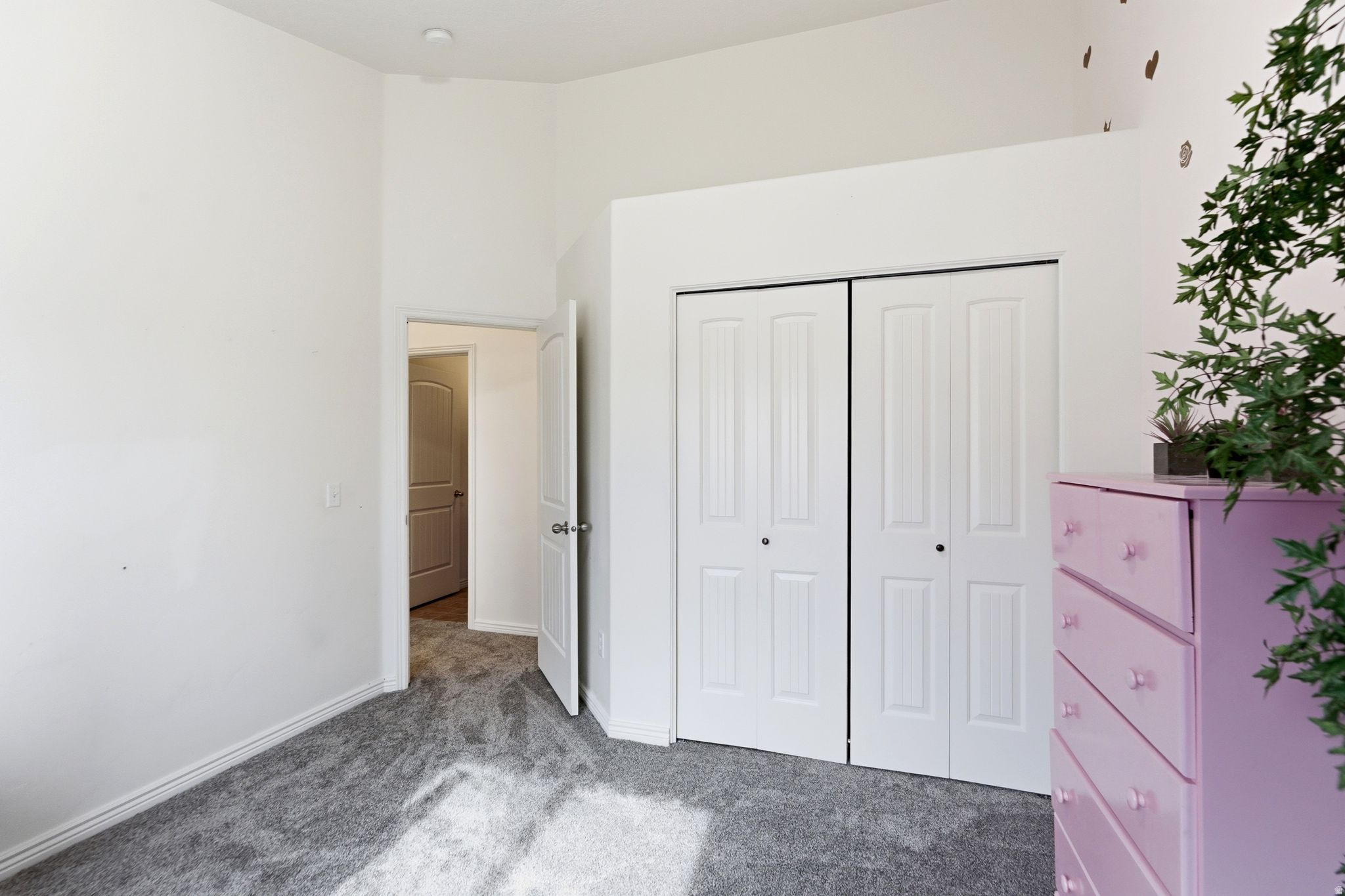 COTTAGES AT SYCAMORES - Residential