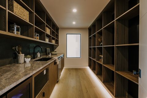 Tiny photo for 2244 S LAKELINE CIR, Salt Lake City, UT 84109 (MLS # 2125217)