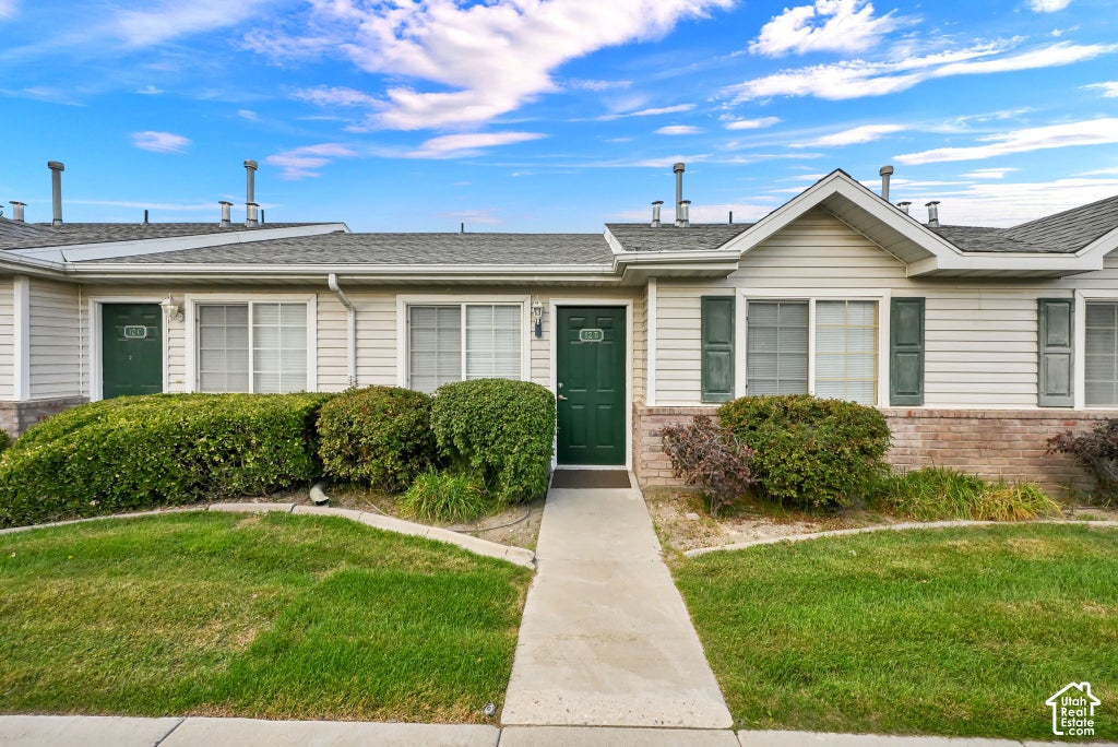 Photo of 1571 W 3255 S #12B, West Valley City, UT 84119 (MLS # 2191362)