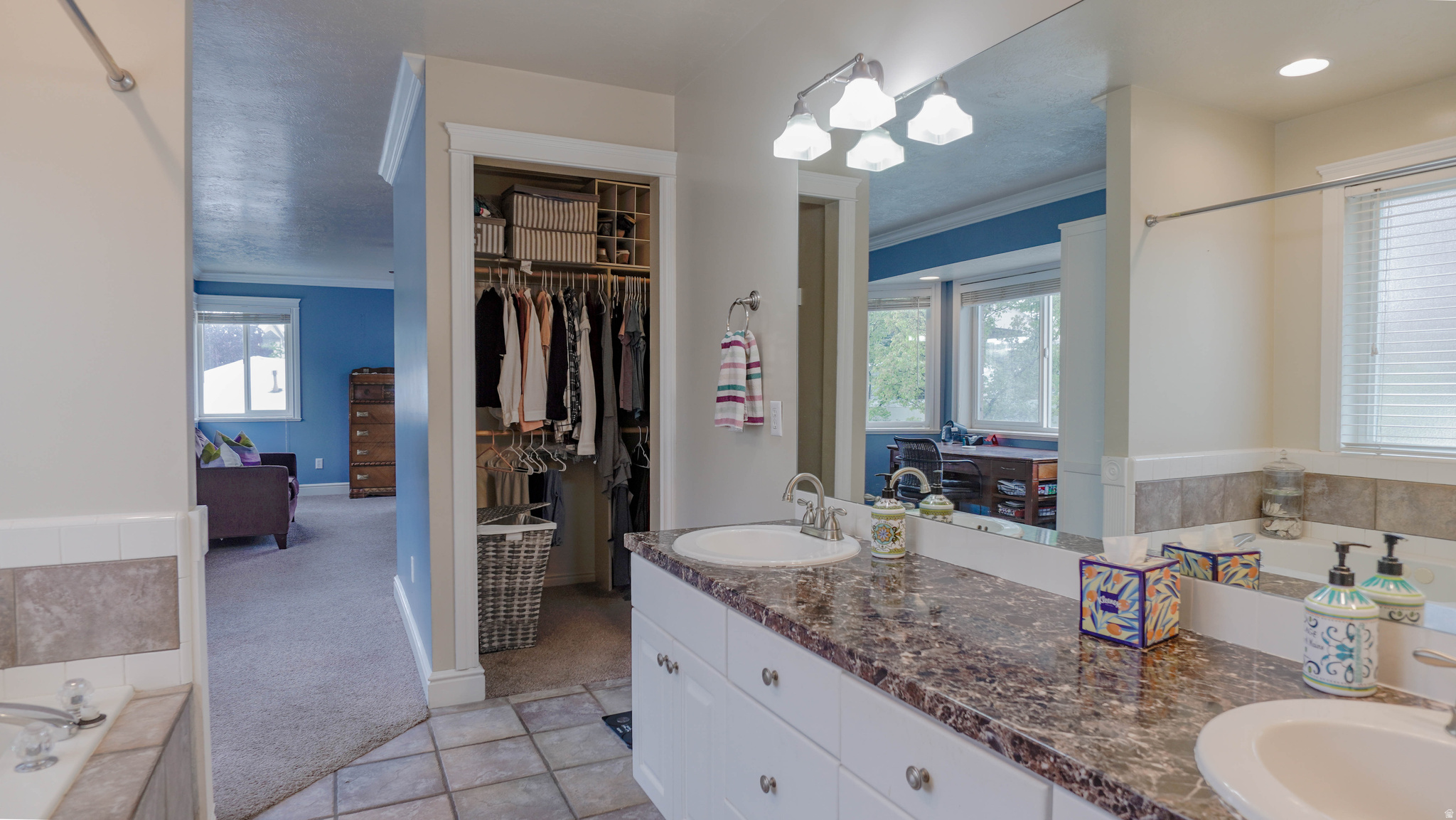 SHADOW MOUNTAIN - Residential