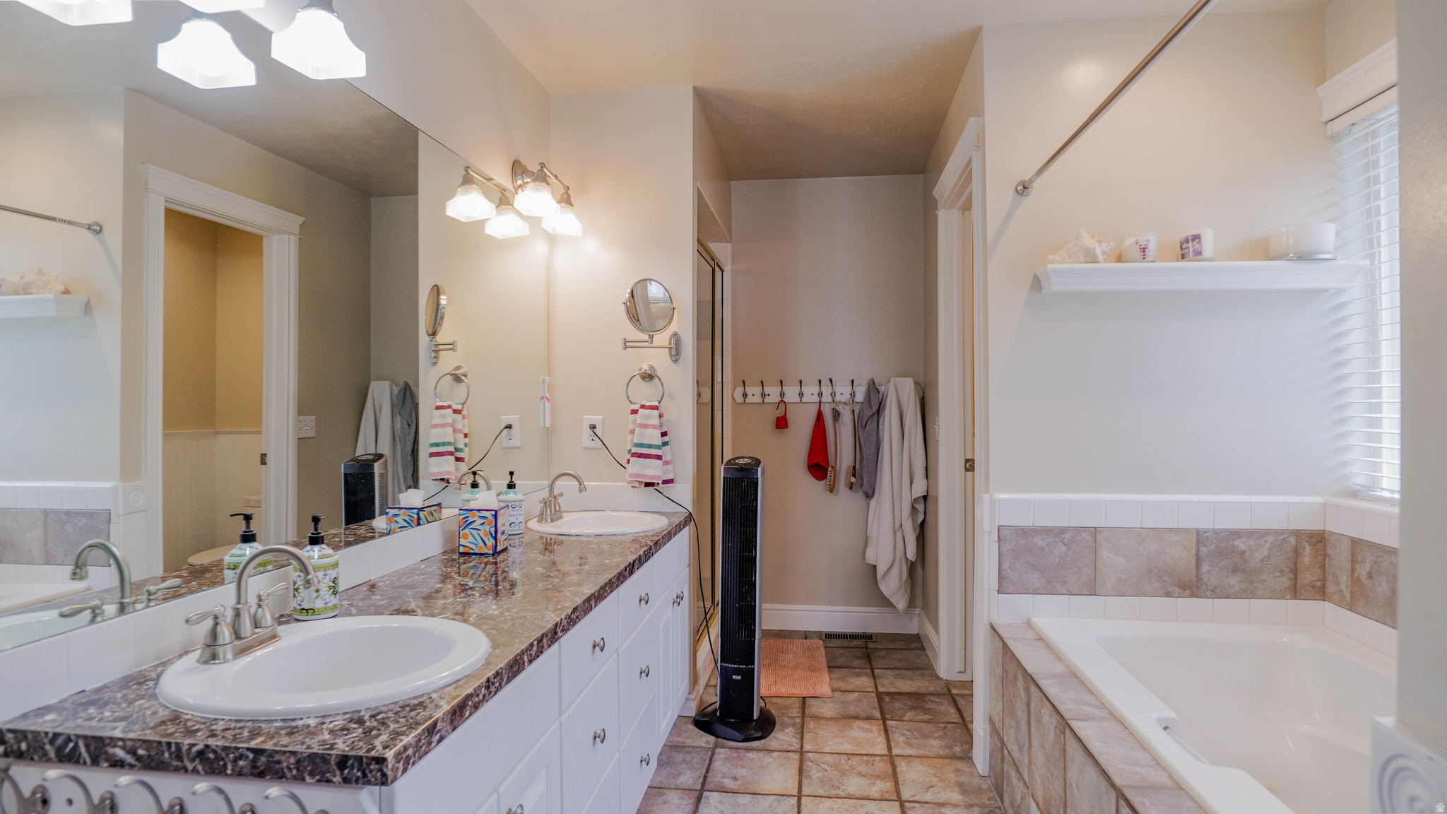 SHADOW MOUNTAIN - Residential