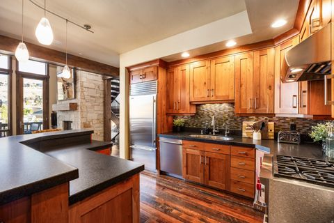 Tiny photo for 652 ROSSIE HILL DR, Park City, UT 84060 (MLS # 2146790)