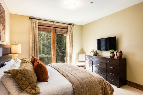 Tiny photo for 652 ROSSIE HILL DR, Park City, UT 84060 (MLS # 2146790)