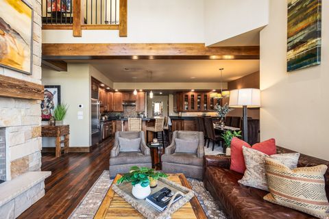 Tiny photo for 652 ROSSIE HILL DR, Park City, UT 84060 (MLS # 2146790)