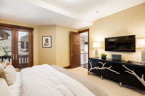 Tiny photo for 652 ROSSIE HILL DR, Park City, UT 84060 (MLS # 2146790)