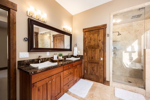 Tiny photo for 652 ROSSIE HILL DR, Park City, UT 84060 (MLS # 2146790)