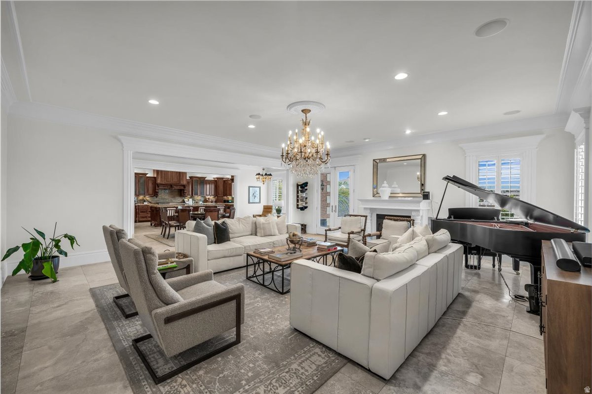 SUNSET COVE - Residential