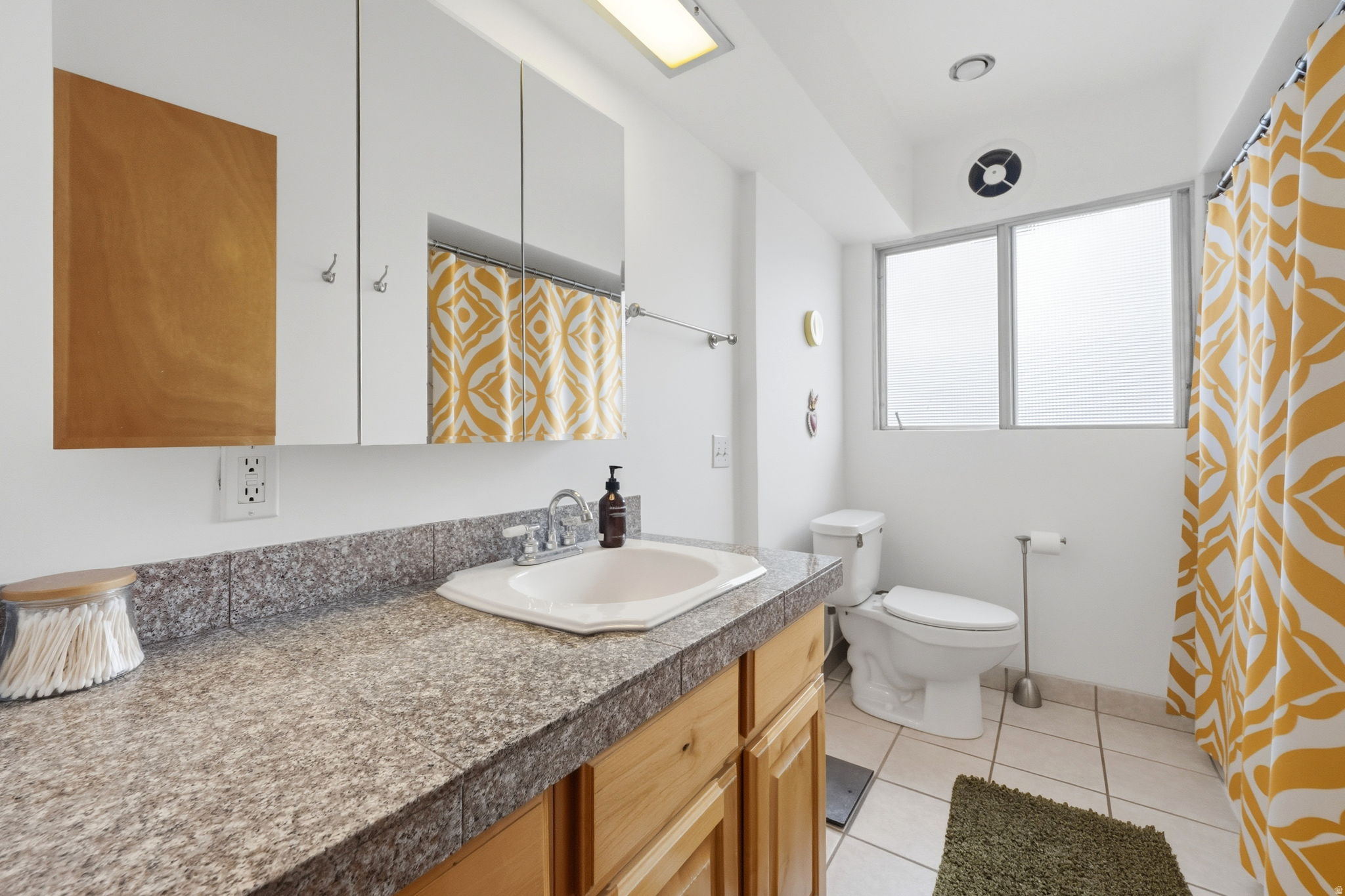 LAUREL HURST - Residential