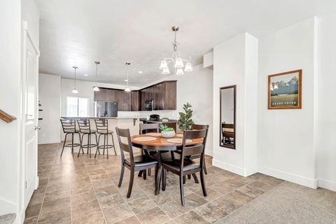 Tiny photo for 3750 S PRAIRIEWOOD DR, Salt Lake City, UT 84115 (MLS # 2164886)