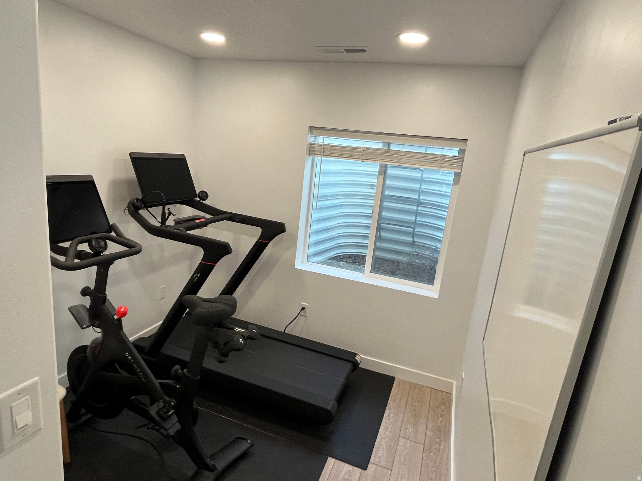 OVERLAND - Residential