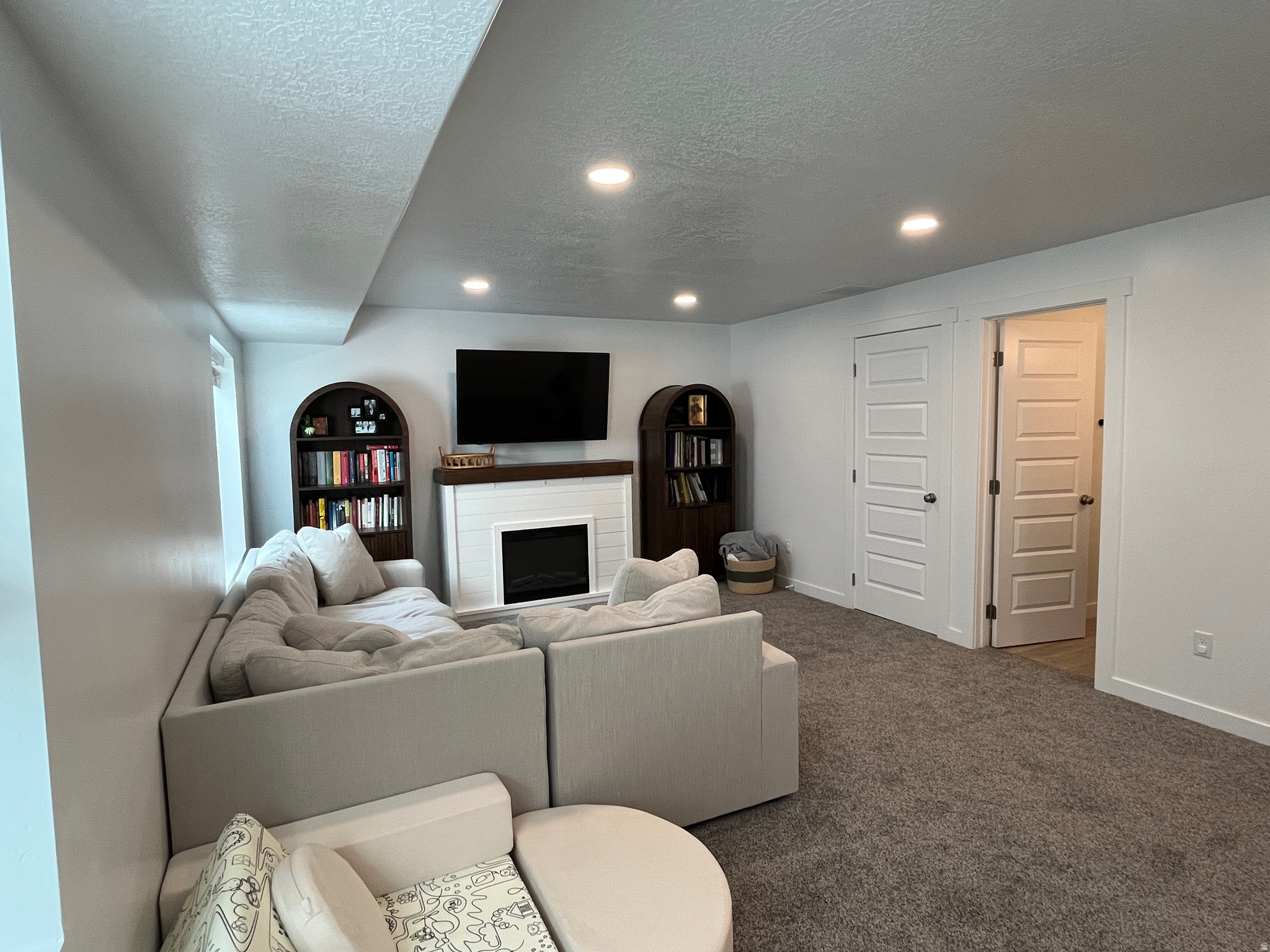 OVERLAND - Residential