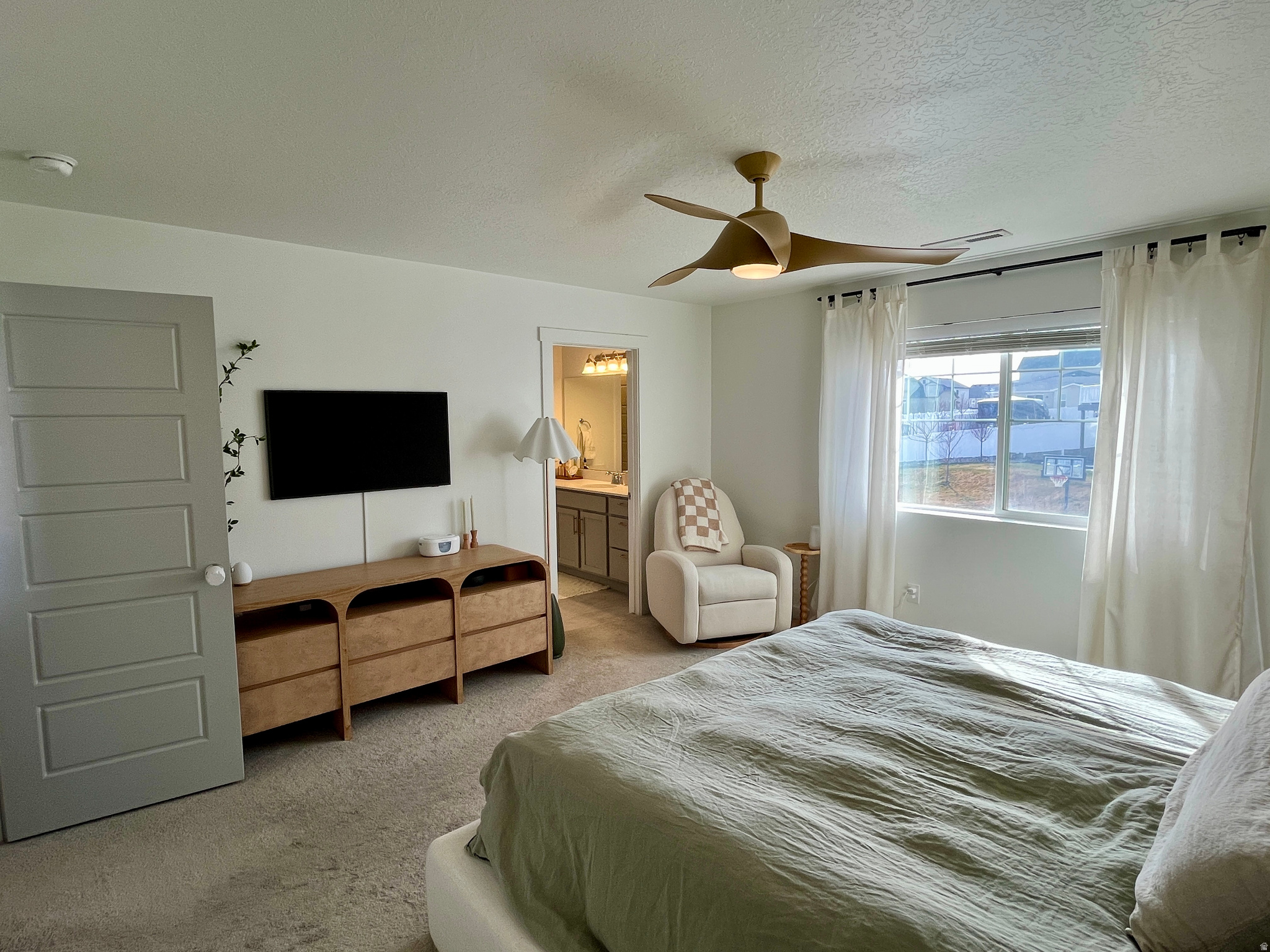 OVERLAND - Residential