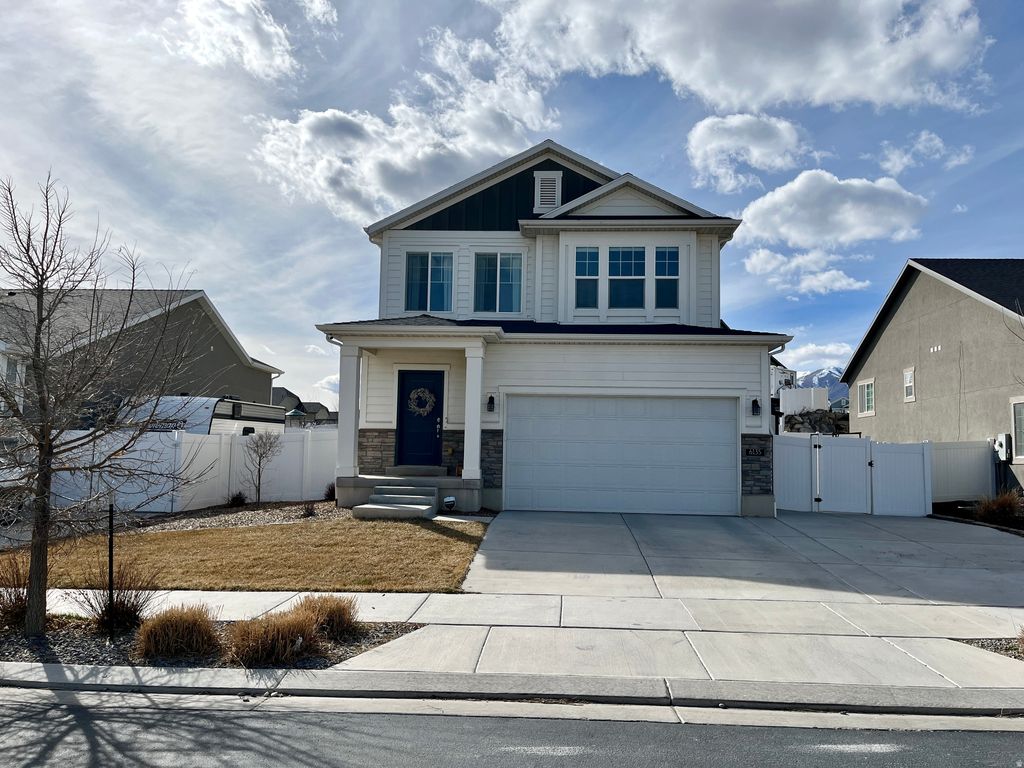 Photo of 6135 N BOULTER PEAK LN, Eagle Mountain, UT 84005 (MLS # 2142955)