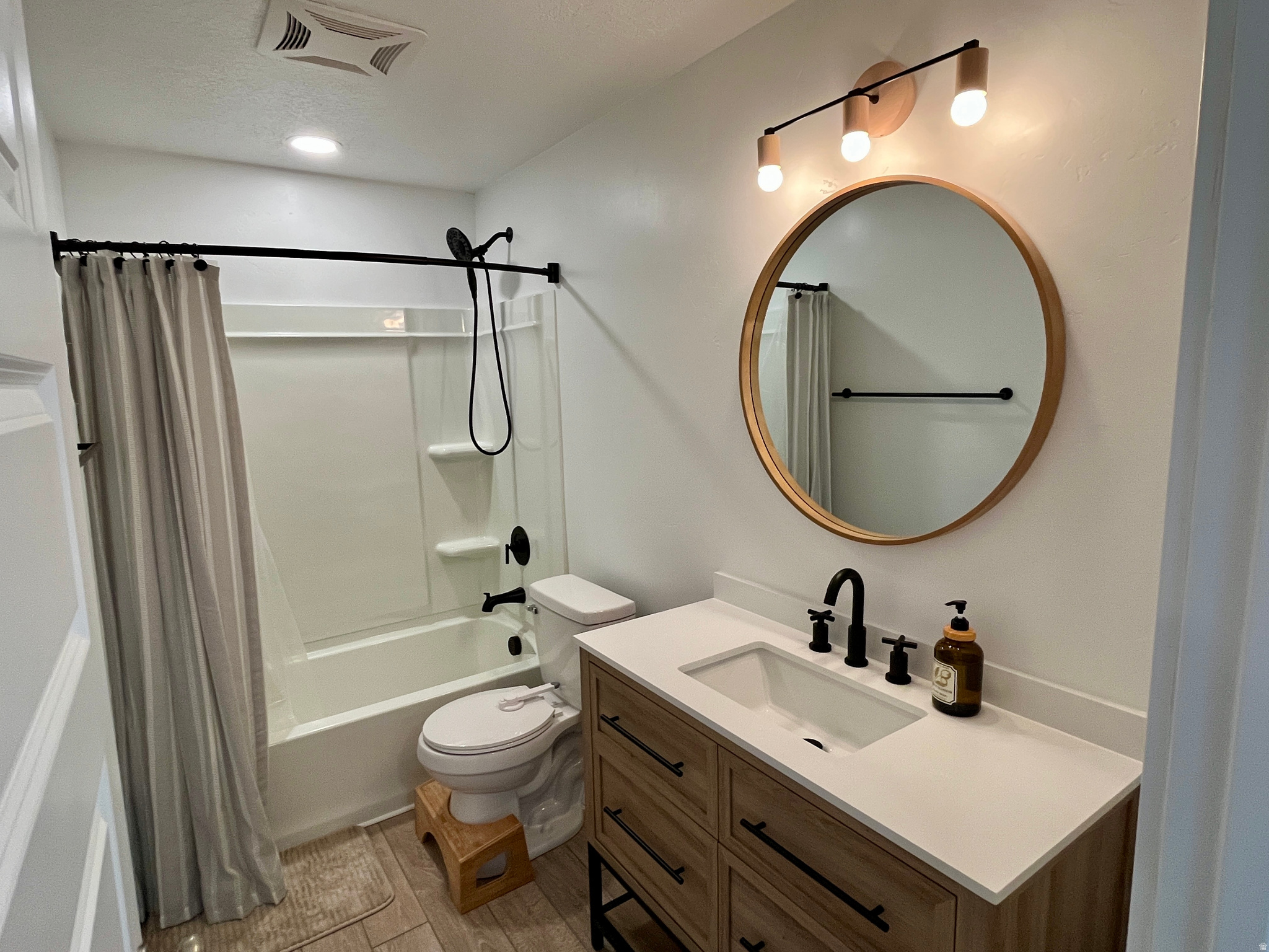 OVERLAND - Residential