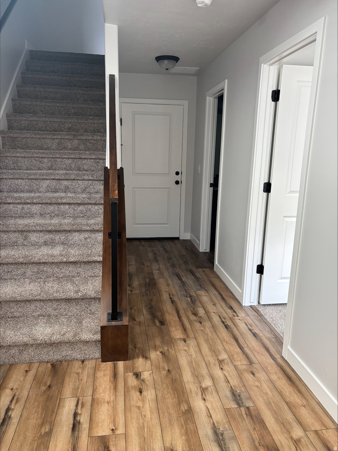 MEADOWBROOK - Residential