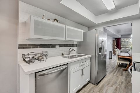 Tiny photo for 5189 S GRAVENSTEIN PARK W, Murray, UT 84123 (MLS # 2147218)