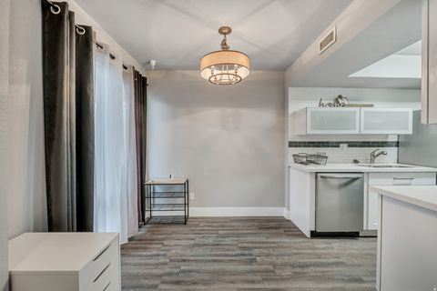 Tiny photo for 5189 S GRAVENSTEIN PARK W, Murray, UT 84123 (MLS # 2147218)