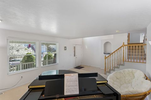 Tiny photo for 169 MANILLA DR, Draper, UT 84020 (MLS # 2147336)