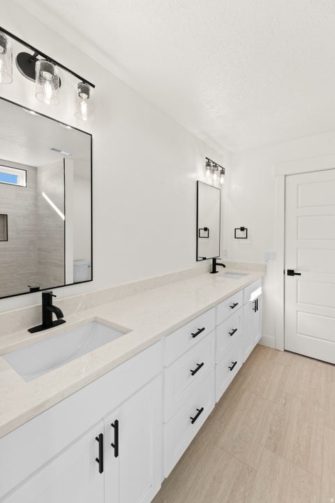 Tiny photo for 15258 S MOUNTAINSIDE DR W, Bluffdale, UT 84065 (MLS # 2178391)