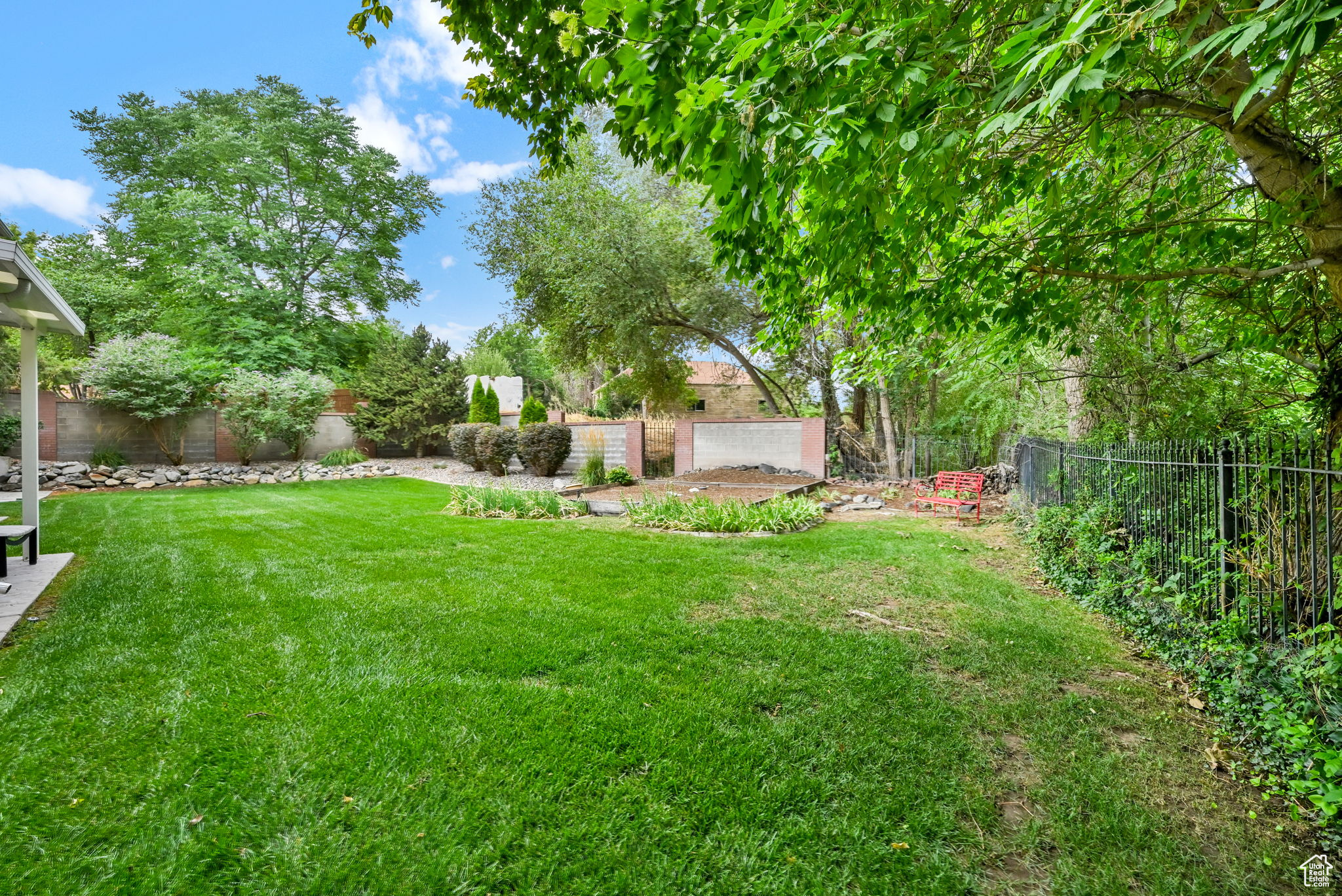 COTTONWOOD M - Residential