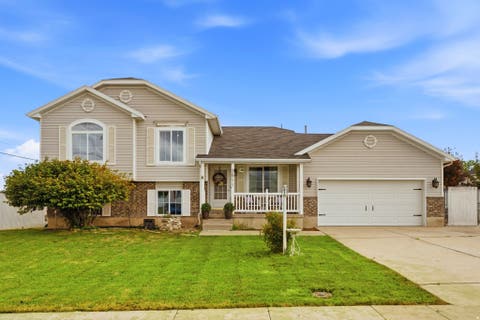 Tiny photo for 3511 S ORCHARD WAY, West Valley City, UT 84128 (MLS # 2180303)