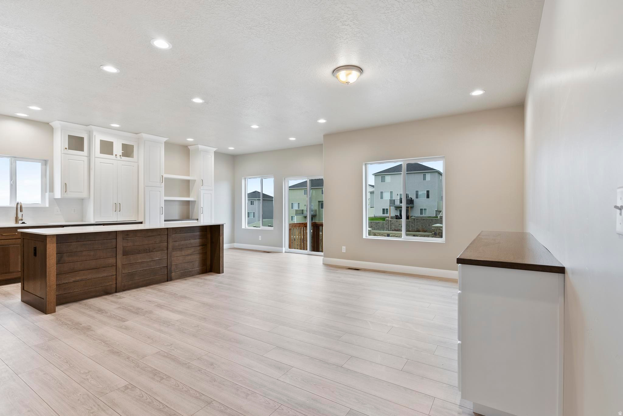 SUMMIT RIDGE THE HILLS - Residential